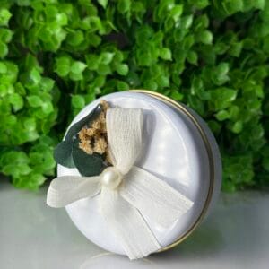 Gold Kenarlı Beyaz Metal Kutulu Okaliptüs Süslemeli Hediyelik Mum